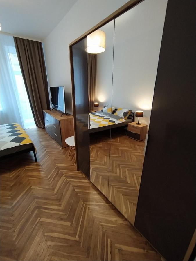Lviv Meretyna Apartment ภายนอก รูปภาพ